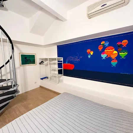 Melzo 8 - Bilocale Porta Venezia Apartment *